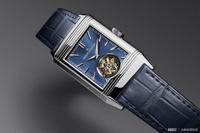 JBO竞博体育：积家Jaeger-LeCoultre Reverso 陀飞轮双面翻转腕表(图2)